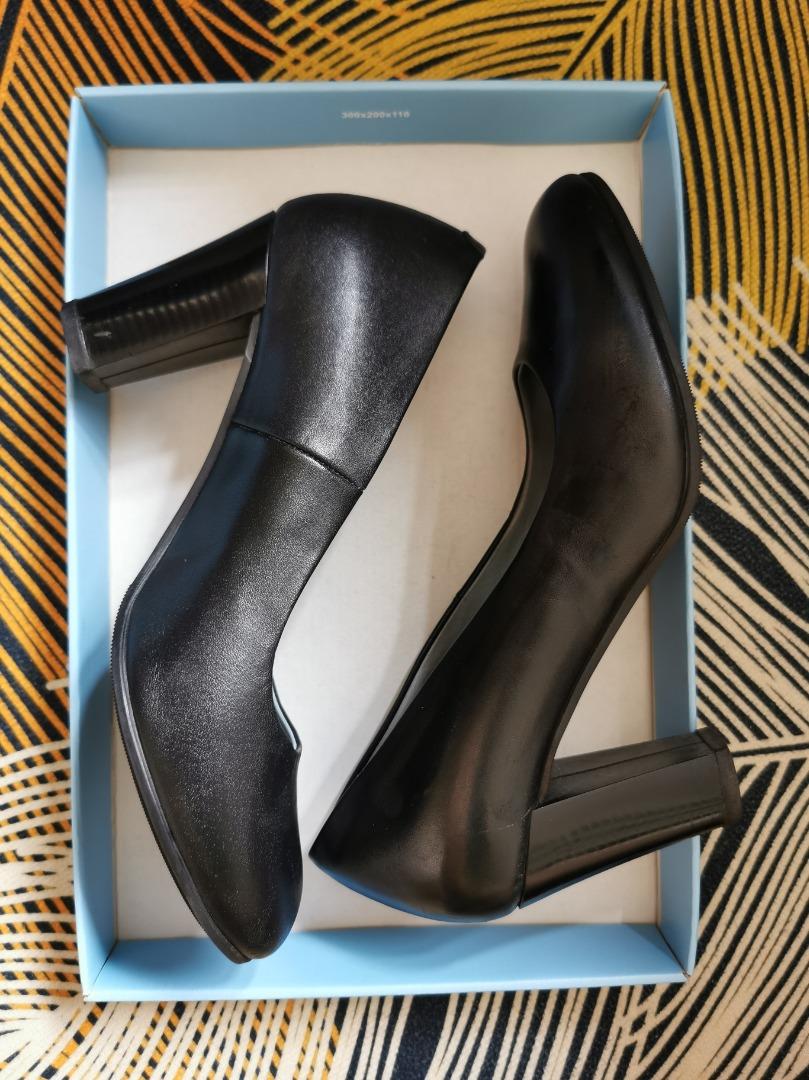 Cabin hot sale crew heels