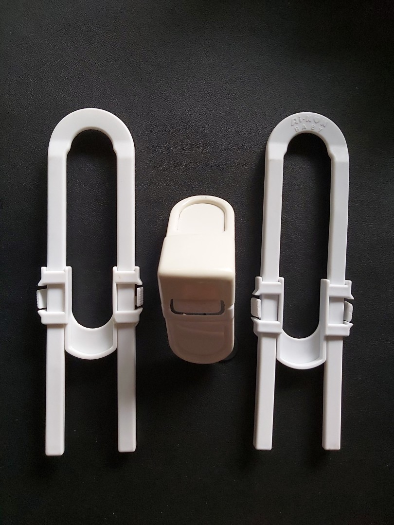 Baby locks for drawers, Babies & Kids, Baby Nursery & Kids Furniture