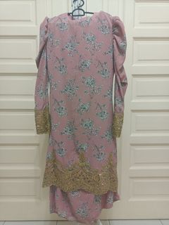 (Category: ) located in . Submitted by neapreloved (Listing ID 1174456418, Image 1). Description: .