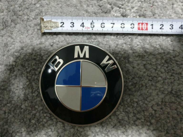 BMW Original Parts BMW Badge Emblem Front Hood Diameter 82mm and Rear Truck  Diameter 74mm, Car Accessories, Accessories on Carousell