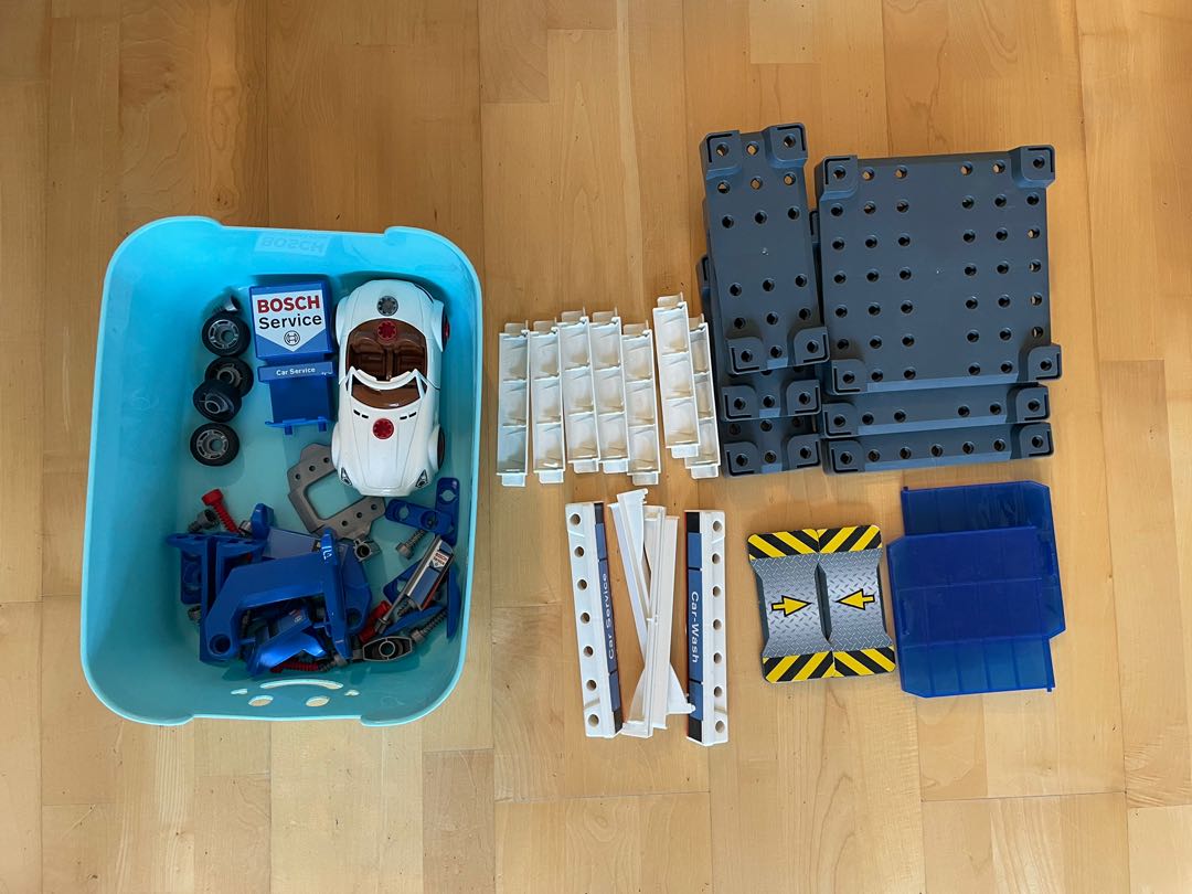 Bosch car garage toy cheap