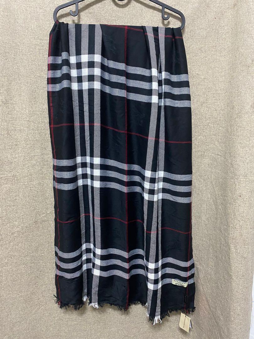 BURBERRY 圍巾 絲巾 全新品 （正品）