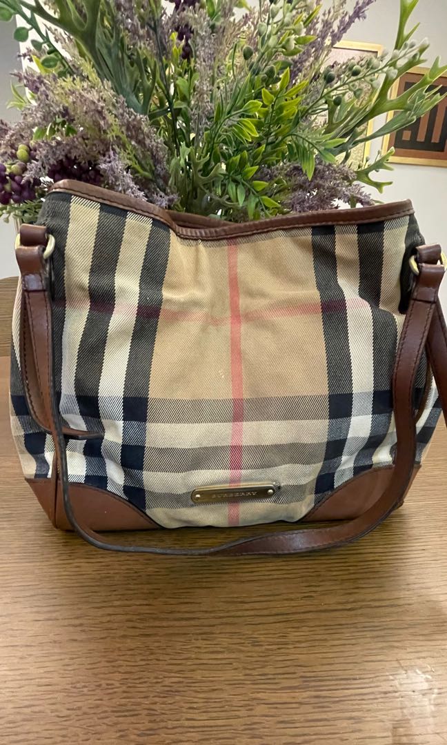 Burberry bridle house check store medium canterbury tote