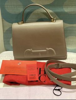 (Category: ) located in . Submitted by findsoftheday (Listing ID 1174459722, Image 1). Description: .