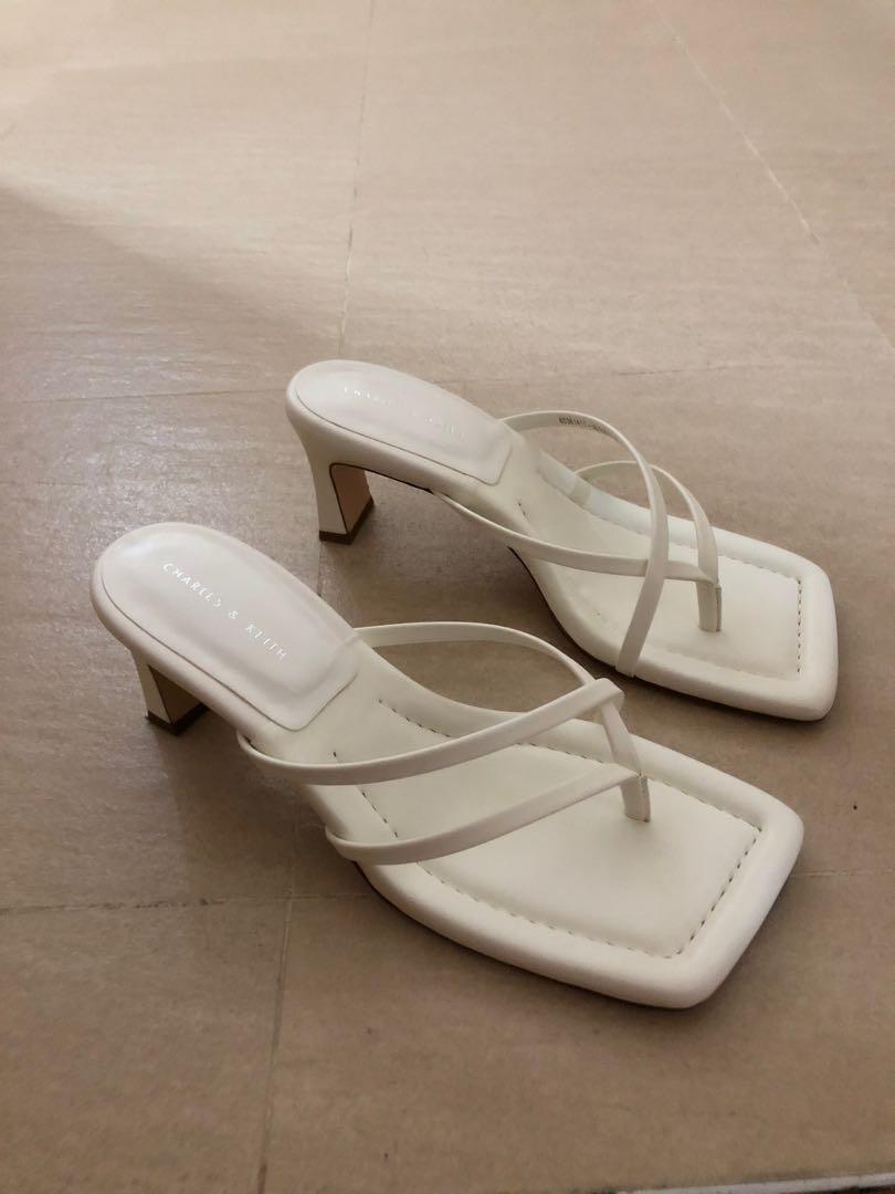 White thong store sandals women's shoes