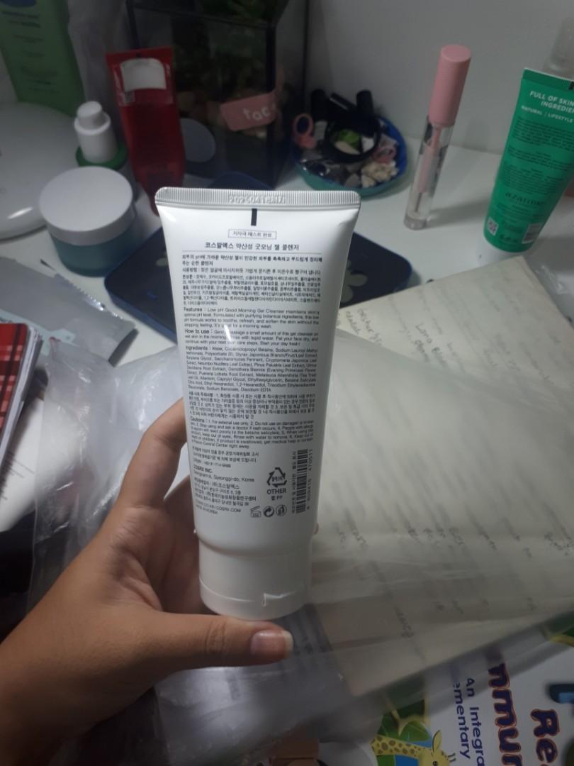 COSRX good morning gel cleanser, Kesehatan & Kecantikan, Kulit, Sabun ...