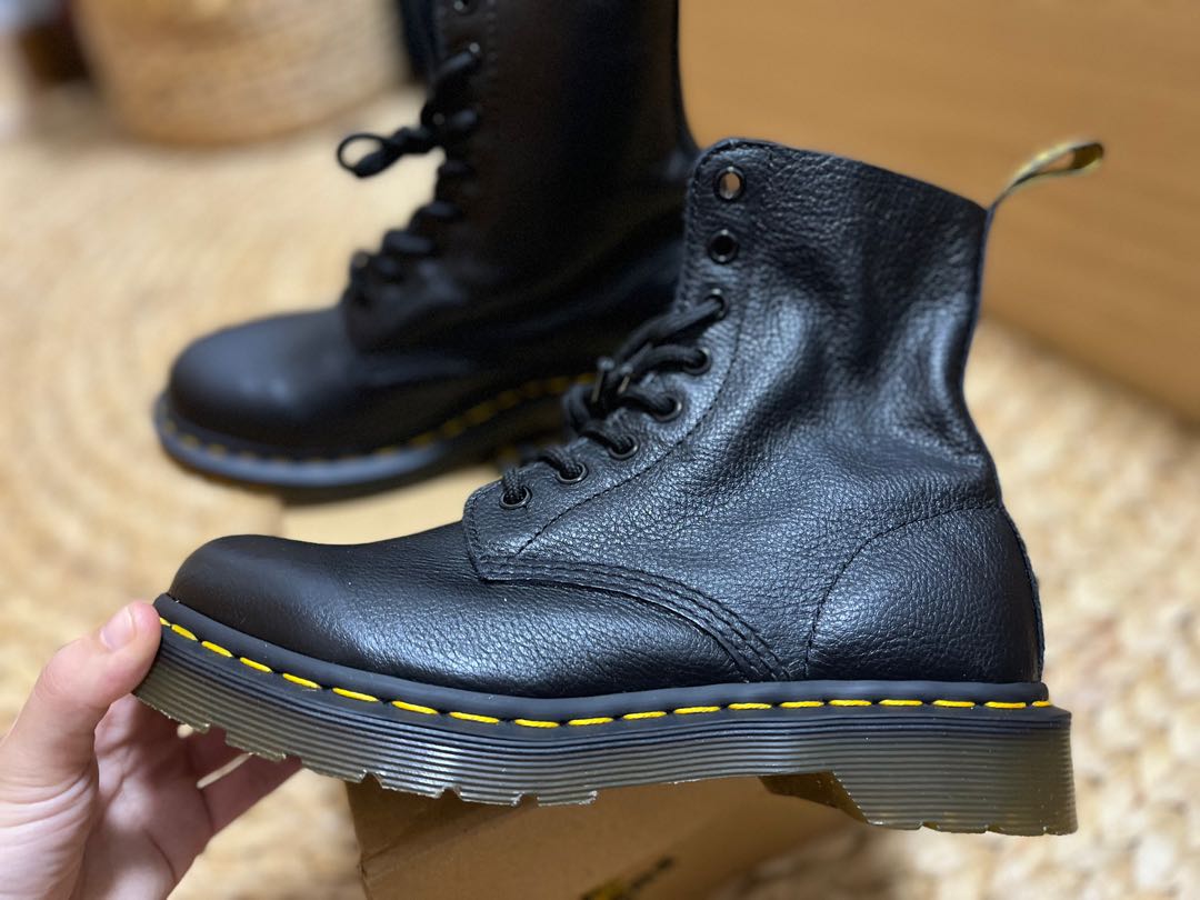 Dr marten cheap 1460 pascal