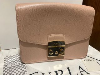 （分類：）位於 。 由 imhellokitty 提交（商品編號 1174381080，圖片 1）。簡介： 。