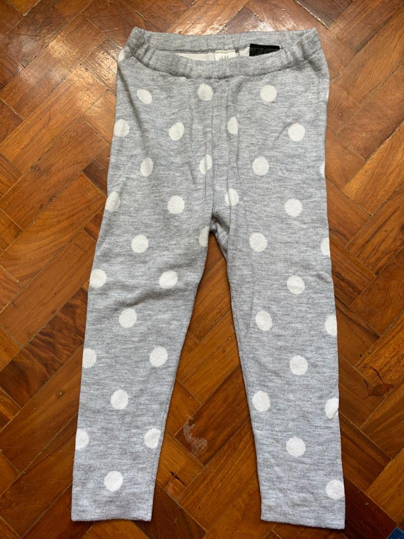 Girl leggings/ pants SET (Category: Babies & Kids Fashion) located in Paranaque City. Submitted by maggie188 (Listing ID 1174335417, Image 2). Description: Fits 2-4yo White, gray and red - H&M Blue green- garanimals w slight discoloration Jeans - just jeans Navy blue - unbranded Pink- Tarte Tatin Lighter pink - Debenhams.
