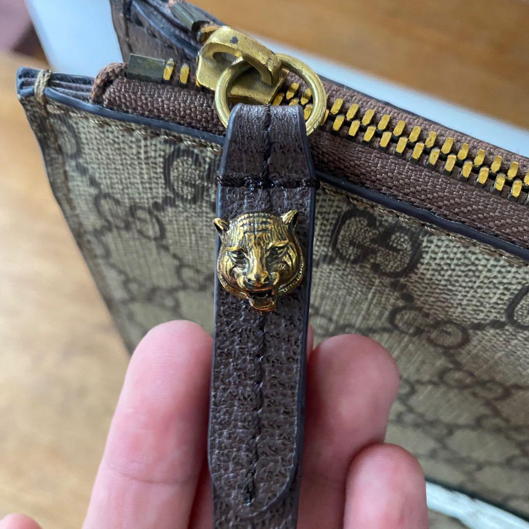 Gucci Portfolio GG Supreme Clutch