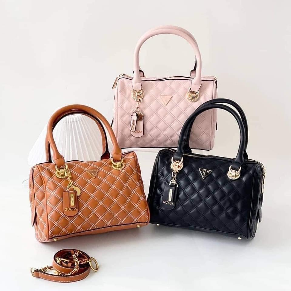 Guess doctors bag price hot sale