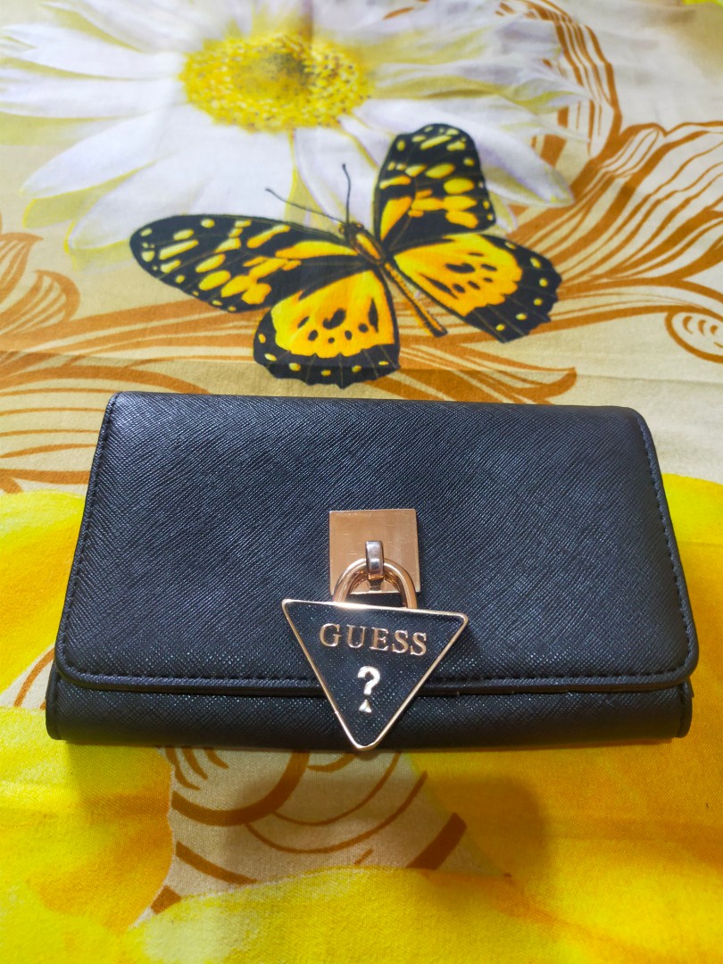 Guess Wallet, Women's Fashion, Bags & Wallets, Wallets & Card holders on Carousell