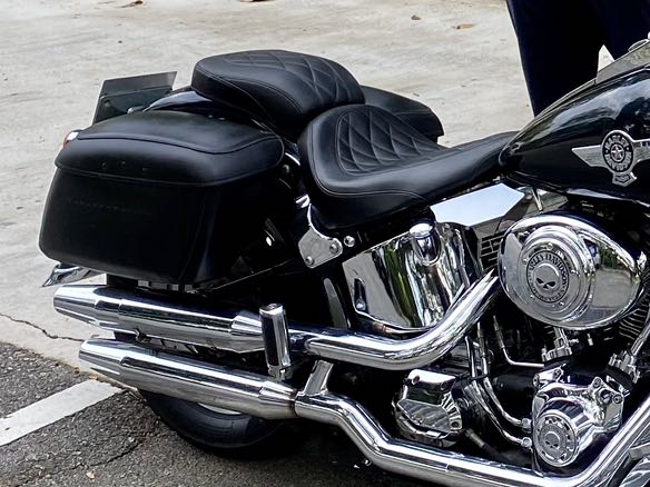 Hard saddlebags for softail sales