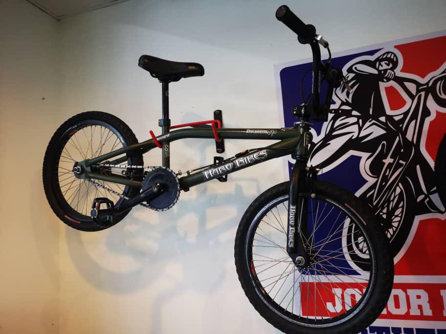 Haro x3 mountain bike sale