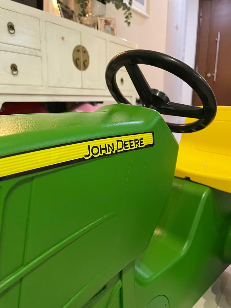 Tomy John Deere Pedal Tractor