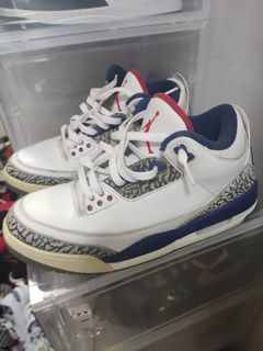 (Category: ) located in . Submitted by shiny_authentic_kickz (Listing ID 1174407277, Image 1). Description: .