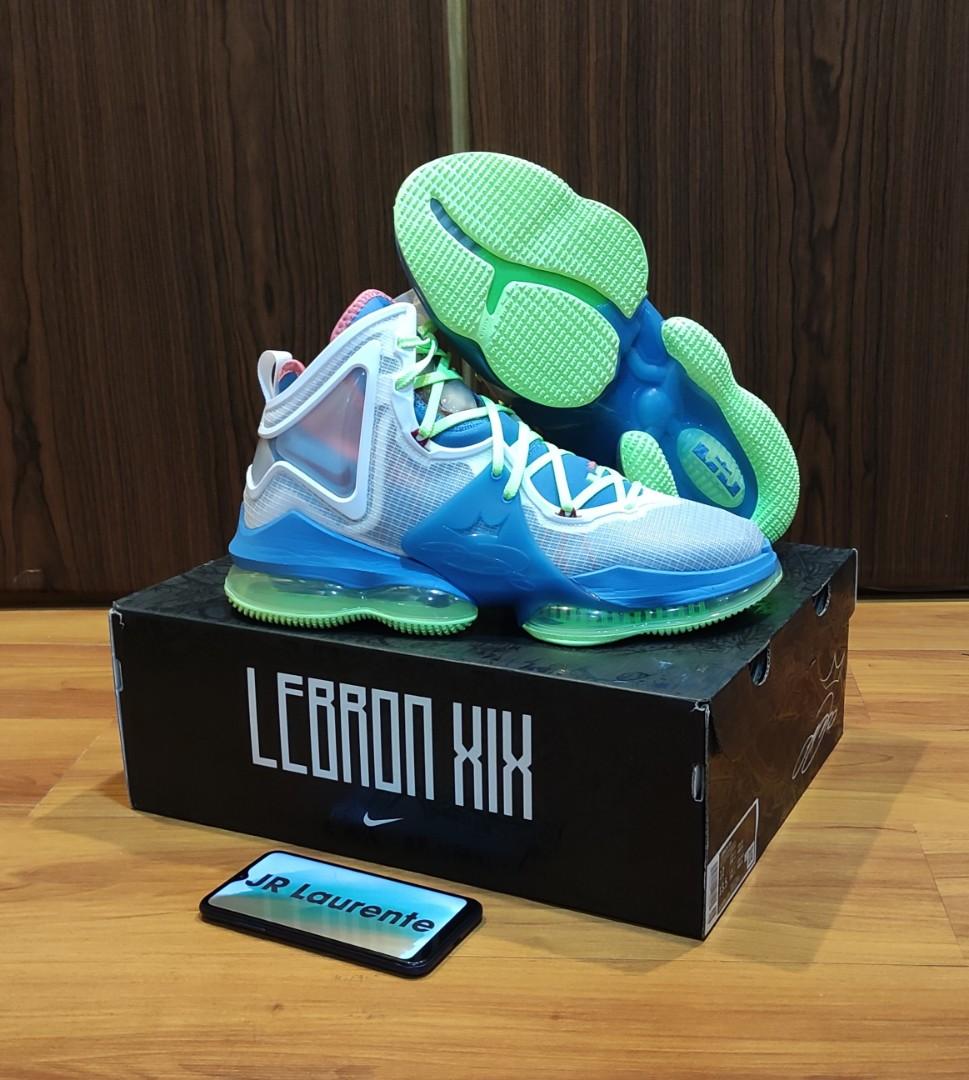 Lebron american flag store shoes