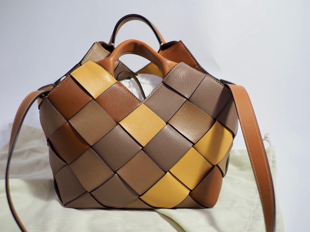 Loewe woven basket outlet