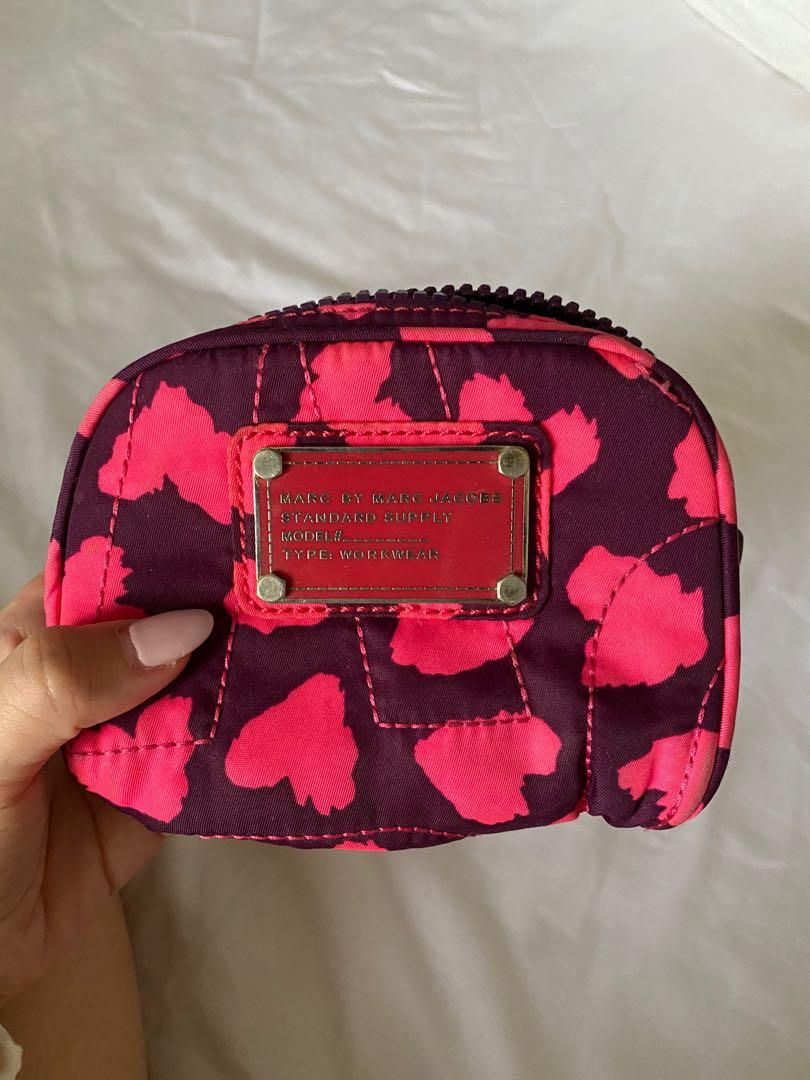 Marc jacobs cheap cosmetic bag
