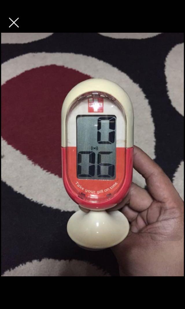 Medicine mini clock (Category: Clocks) located in Manila. Submitted by boyhet.thrift15 (Listing ID 1174462682, Image 1). Description: Medicine mini clock (Japan language) gud condition selling 450.