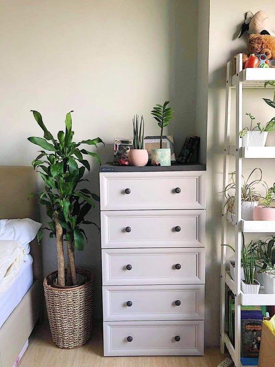 Megabox drawer 5 layer (Category: Shelves, Cabinets & Racks) located in Malabon City. Submitted by closetfuel (Listing ID 1174381261, Image 1). Description: .