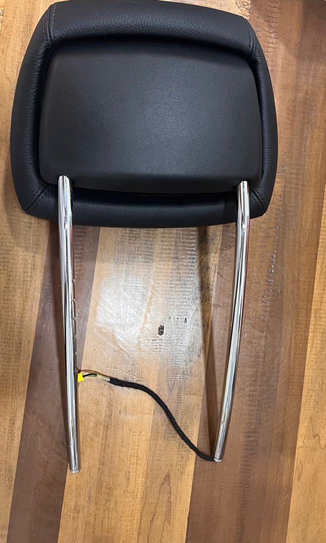 mercedes benz W212 head rest genuine, Car Accessories, Accessories on