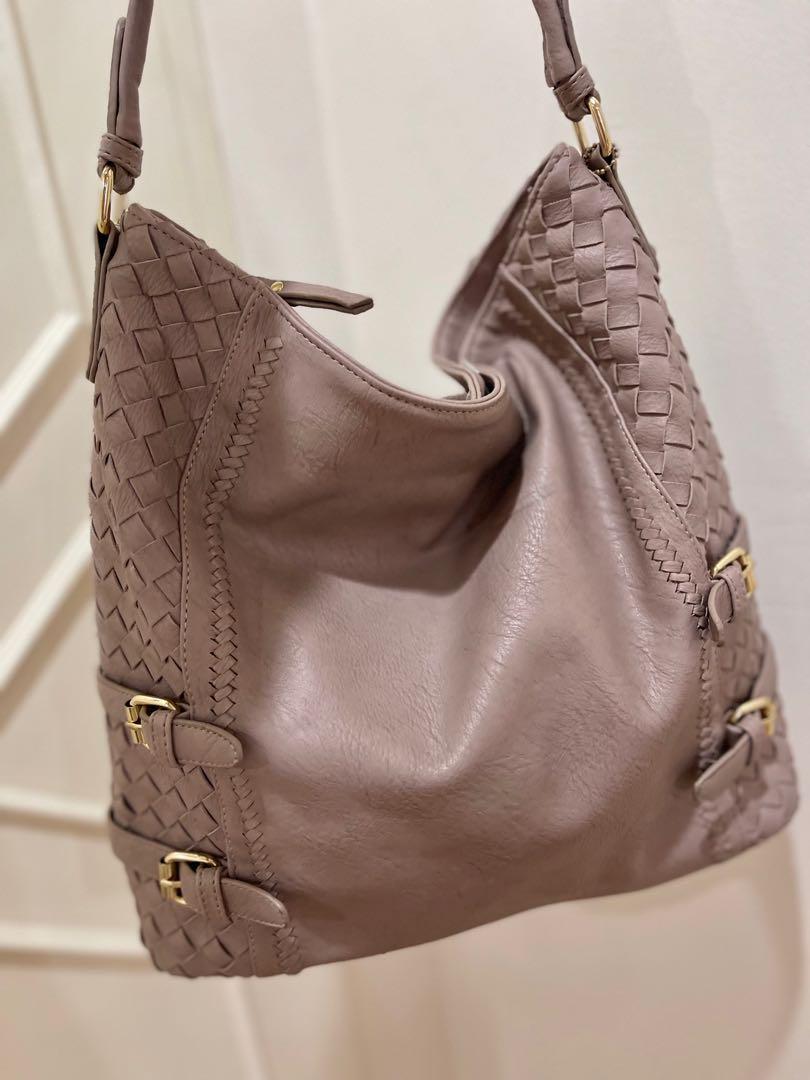 Miztique Vegan Leather Shoulder Bag, Women's Fashion, Bags & Wallets,  Shoulder Bags on Carousell
