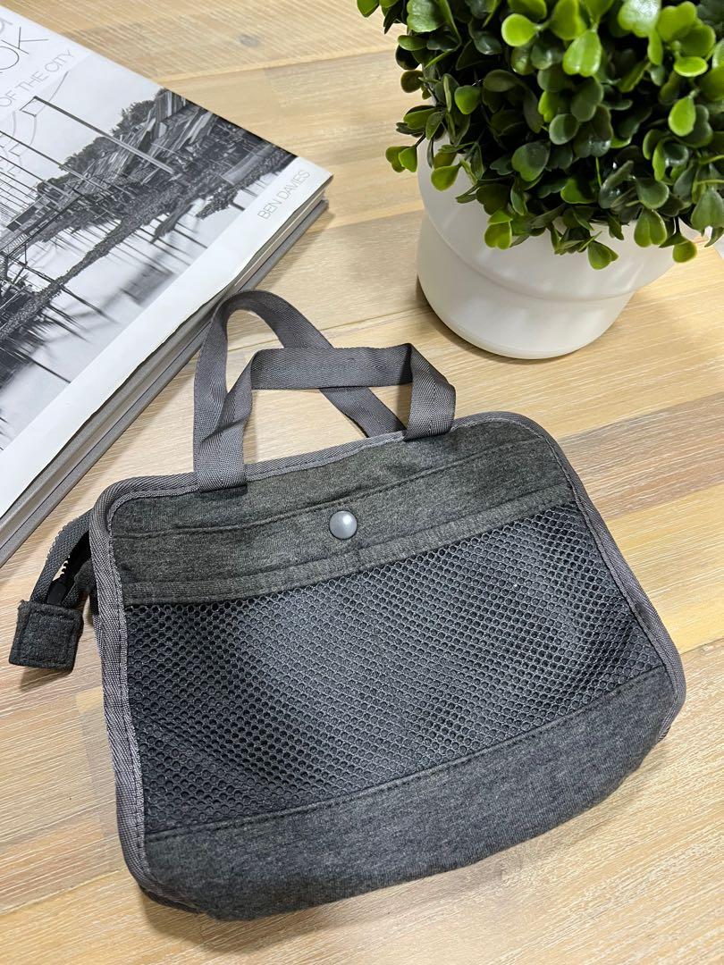 Muji organizer bag, Women's Fashion, Bags & Wallets, Wallets & Card ...