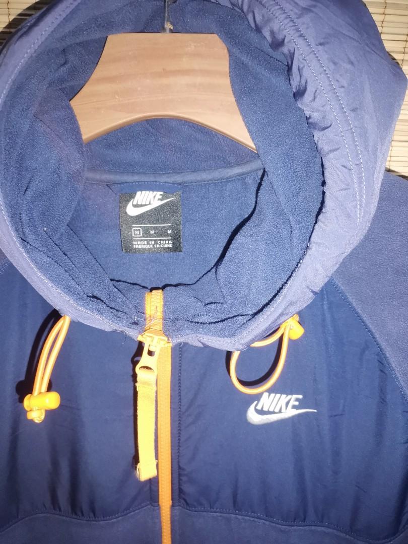 NIKE, Men's Fashion, Coats, Jackets and Outerwear on Carousell