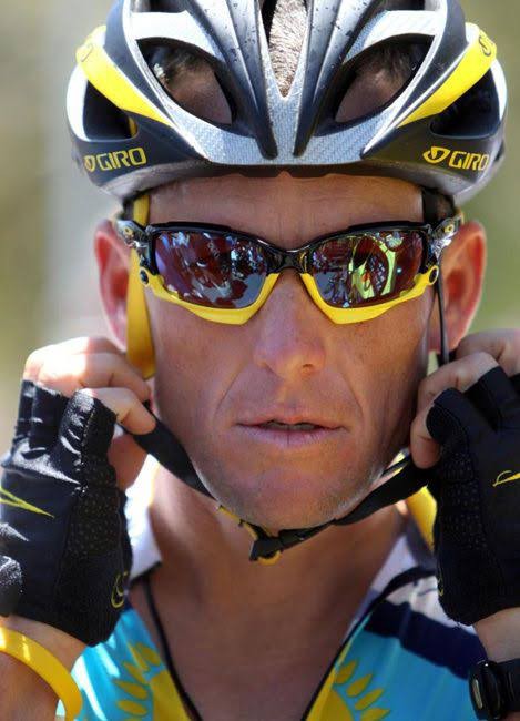 Oakley Jawbone Live Strong USA, Fesyen 
