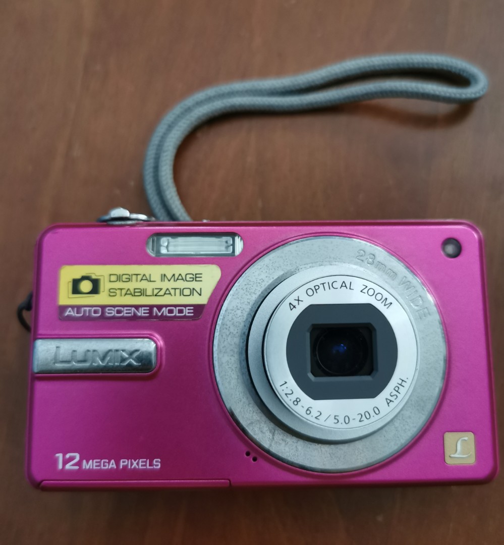 Panasonic LUMIX DMC-F3 12 mega pixels 4x optical zoom, Photography ...