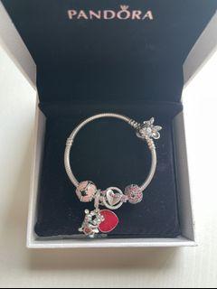 LV & Me bracelet, letter J S00 - Fashion Jewelry