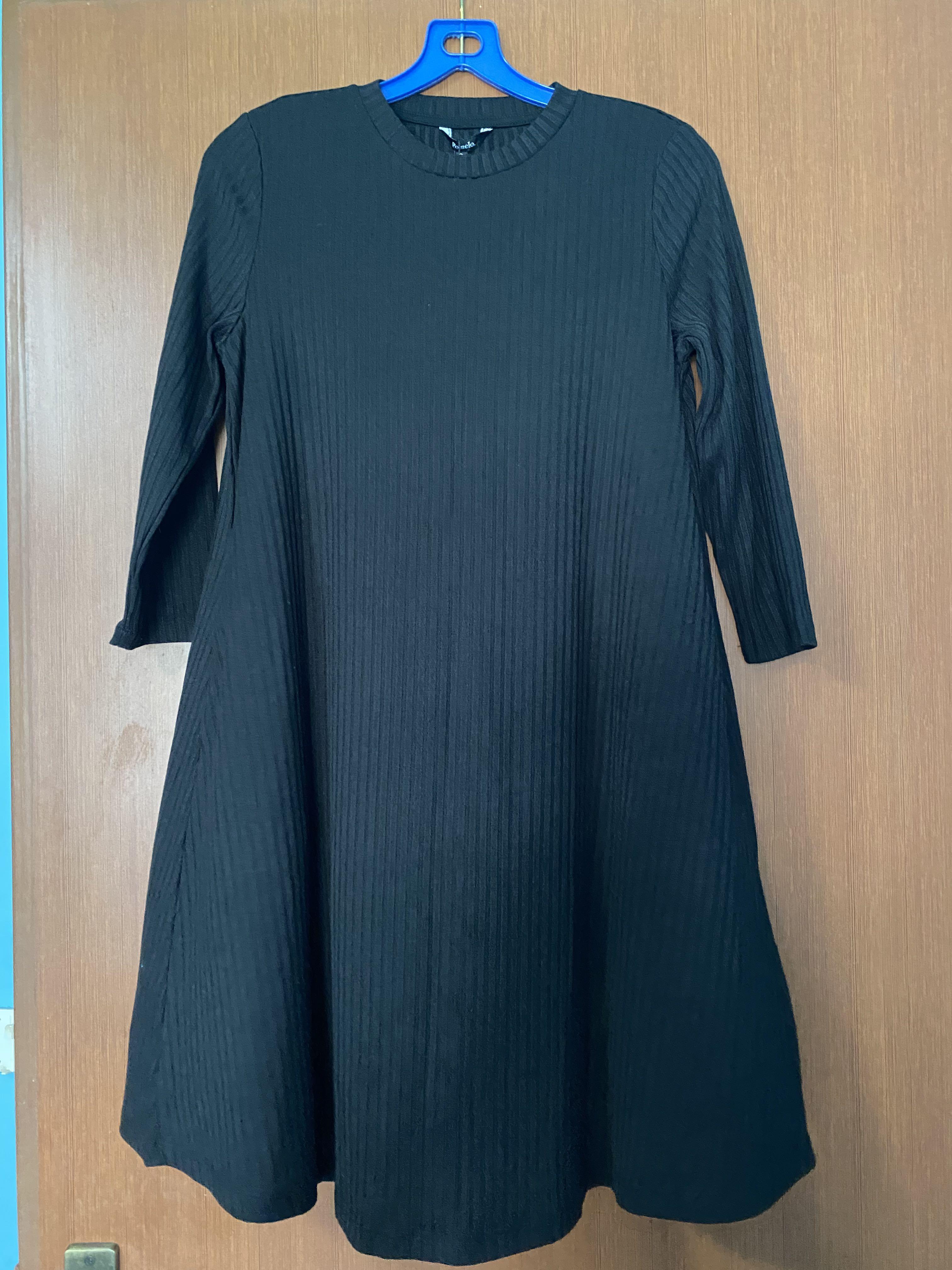 Pomelo Ribbed Flare Dress, Women's Fashion, Dresses & Sets, Dresses on Carousell