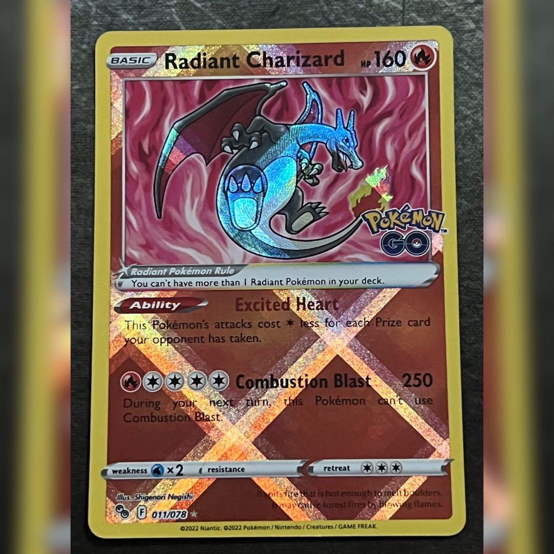 Radiant Charizard 11/78 Pokémon Go, Hobbies & Toys, Toys