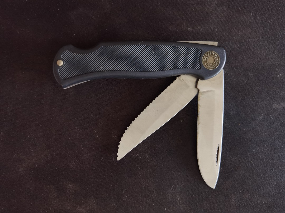 Rare Vintage Coleman Western 954 Double Bladed Knife, Sports Equipment