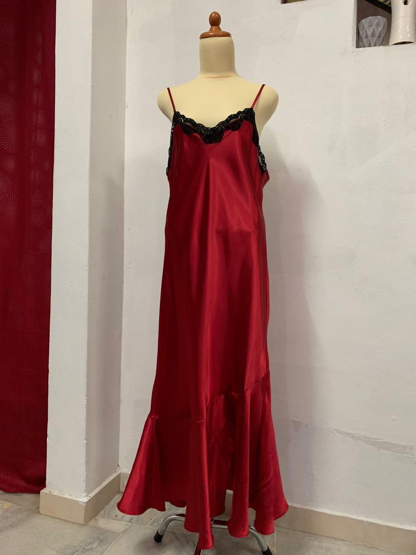 Red Black Lace Long Night Dress, Women's Fashion, New Undergarments &  Loungewear on Carousell