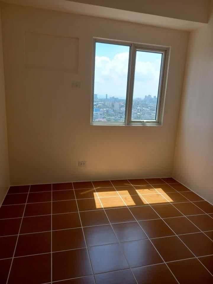 Rent to Own Condo in Manila near PUP UST FEU NU LRT Malls Apartment