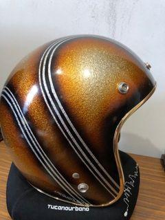 Retro helmet custom paint