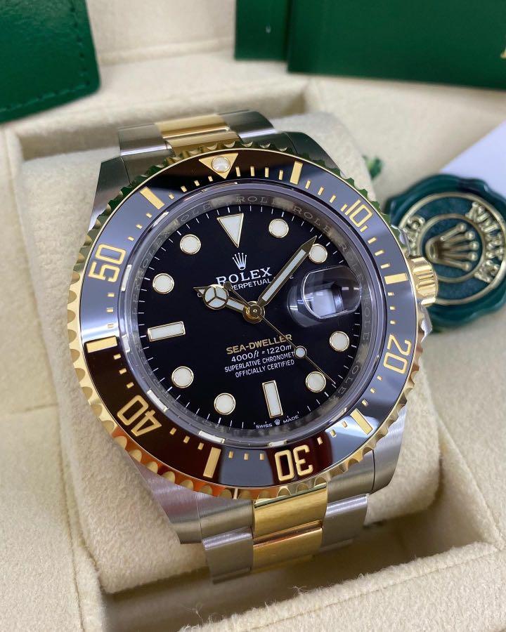 Rolex sea 2025 dweller half gold