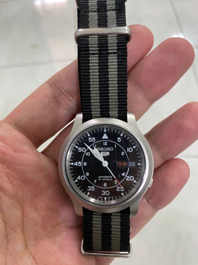 Seiko hot sale snk809 black