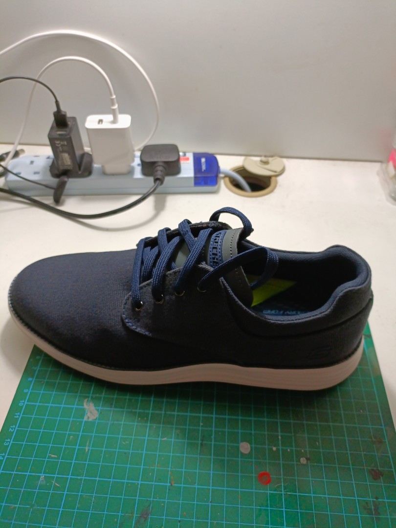 Mens blue hotsell slip on skechers