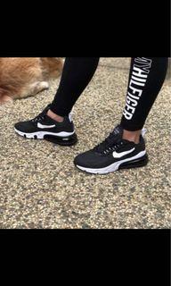 Sneakers Air Max 270 React 'Black White'