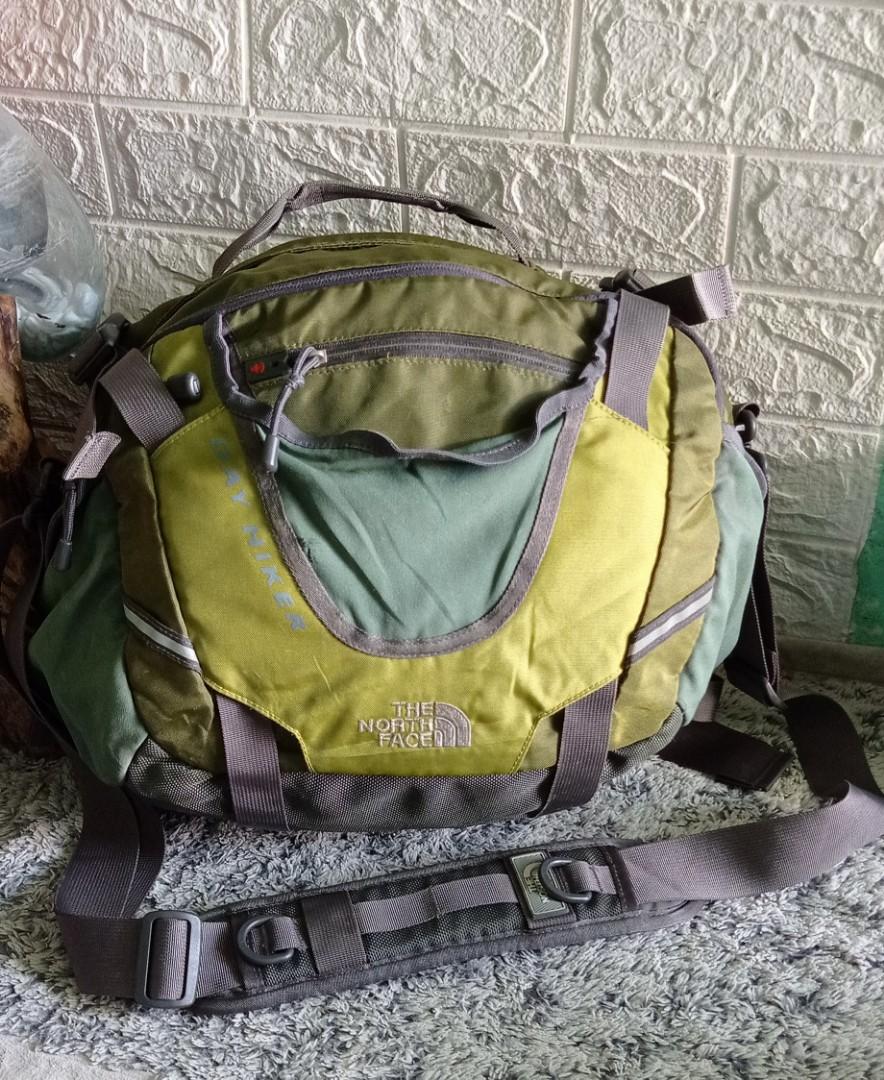 The North Face DayHiker 12L, Fesyen Pria, Tas & Dompet , Tas