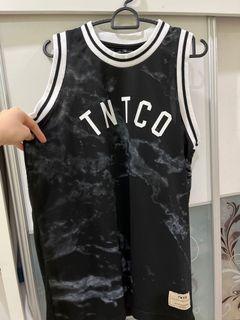 TNTCO Black tank top M size