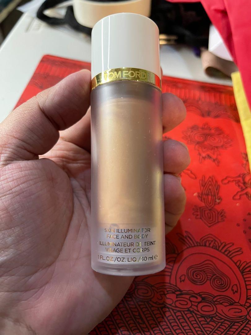 Tom Ford Face and Body Illuminator Shade Gilt Glow, Beauty & Personal Care,  Face, Makeup on Carousell