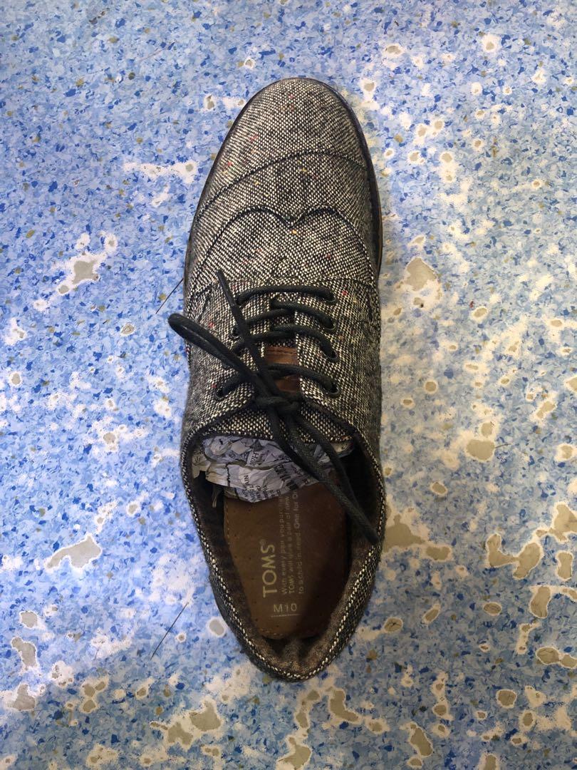 Toms Men s Lace Up Wingtip Dress Canvas Oxford Casual Shoes 10 US