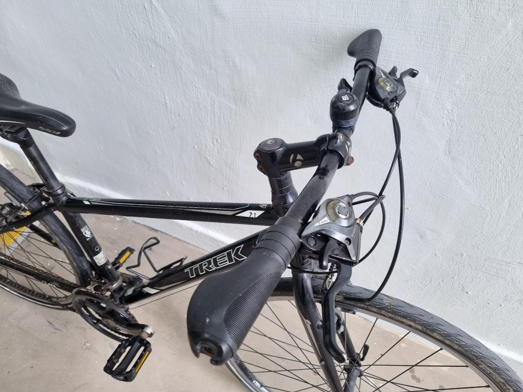 Trek hybrid bicycle. FX series. Seven.One