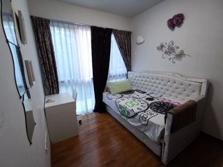 (Category: ) located in . Submitted by shopee17 (Listing ID 1174398648, Image 1). Description: .