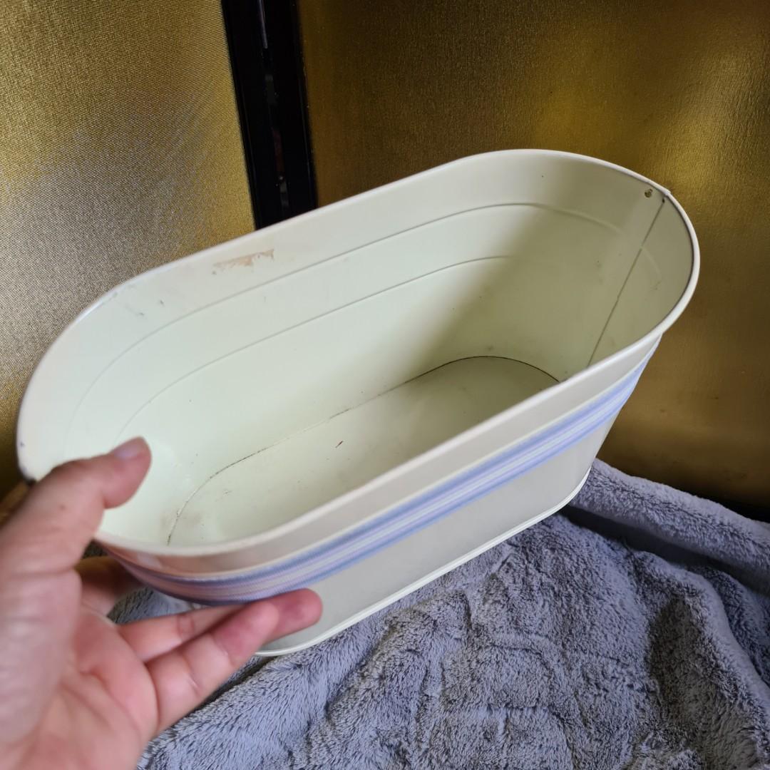 4 PCS. DECORATIVE MULTI-PURPOSE TIN CANS & STORAGE (Category: Storage Boxes & Baskets) located in Bulacan. Submitted by sakurajade (Listing ID 1174580894, Image 3). Description: ⭐️⭐️⭐️HOME FURNISHINGS⭐️⭐️⭐️ SUPER AFFORDABLE ITEMS FOR SALE‼️ 4 PCS. DECORATIVE MULTI-PURPOSE TIN CANS & STORAGE Price: P330 ONLY ✅️ New Arrival Preloved Japan Items ✅️ Good condition, decorative ✅️ Material: Tins ✅️ Issue: Minimal scratches only ✅️ Cheaper price and aff