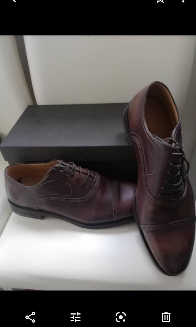 Bally's Handcrafted Scribe Leather Dress Shoes. Size 9 US/41 Eu/8UK., 男裝,  鞋, 西裝鞋- Carousell